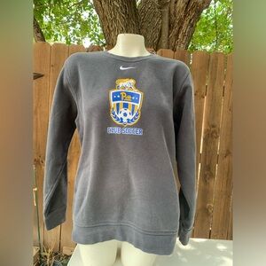 Pitt Club Soccer Nike center swoosh sweatshirt Size S/M.